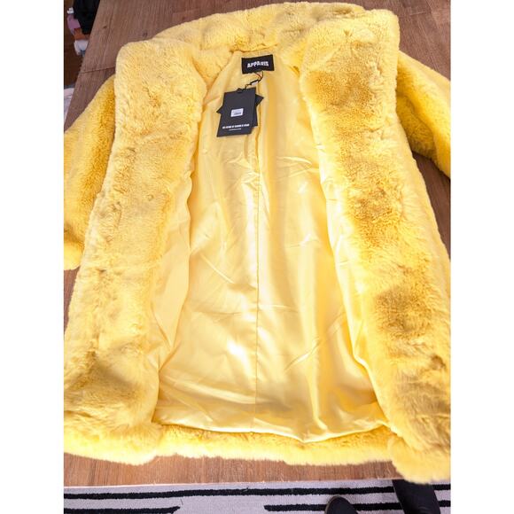 APPARIS Stella Faux Fur Oversized Coat in Neon Yellow, size XS, NWT - Picture 11 of 14